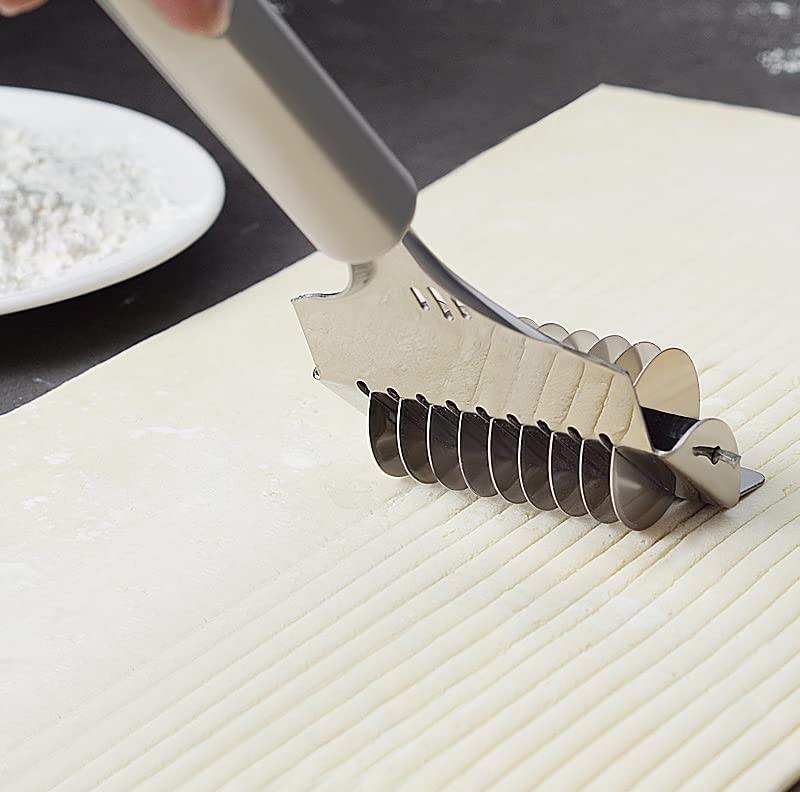 TransForMacion Fissaggi Erişte Hamur Kesici Spatula Sebze Doğrayıcı 716457