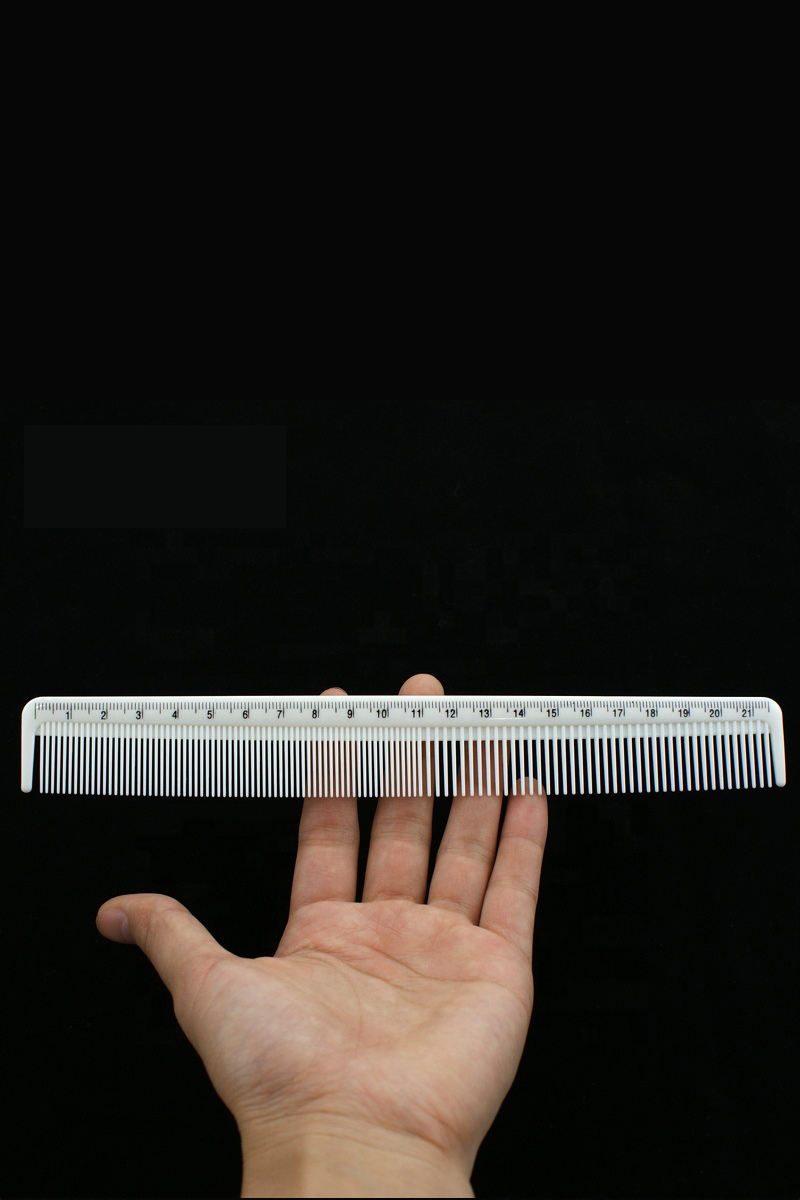 Berber Kuaför Saç Kesim Tarağı Karbon Cetvelli Kesim Tarağı 720587