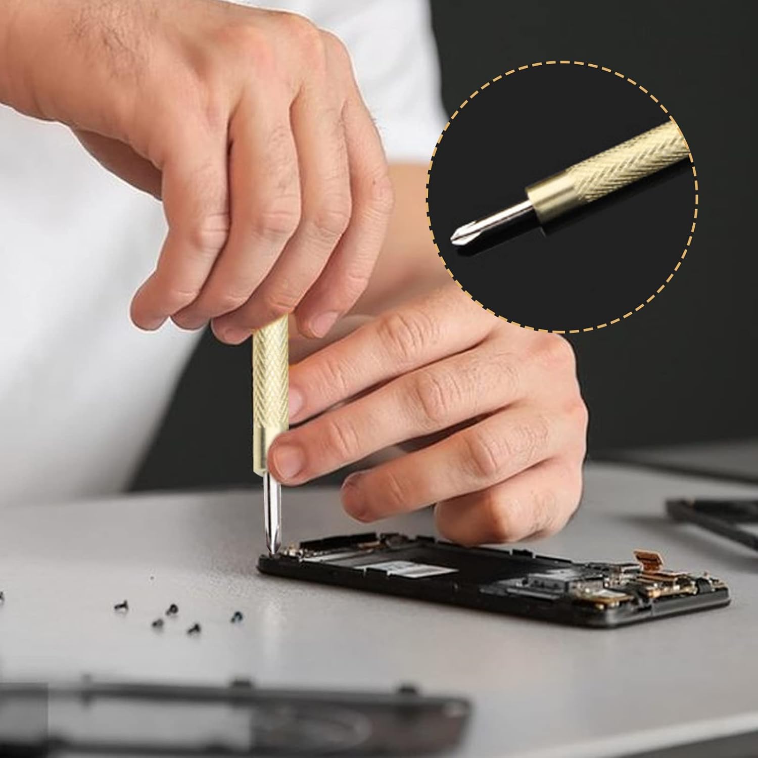 Çekiç ve 4 Farklı Tornavida Multi Set 721302