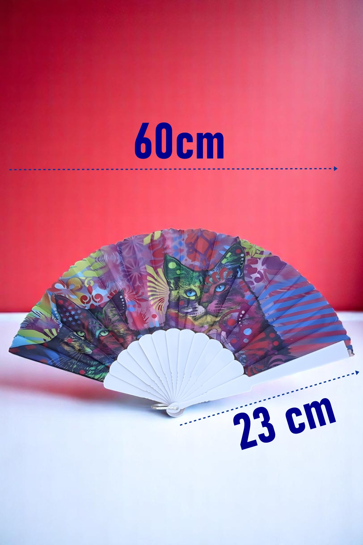 Desenli Yelpaze – Renkli ve Şık Figürlü Tasarım 721618