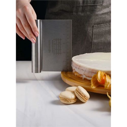 Transformacion Pasta Spatulası - Profesyonel Hamur Sıyırıcı - Ölçü Cetvelli Pasta Hamur Spatulası 721743