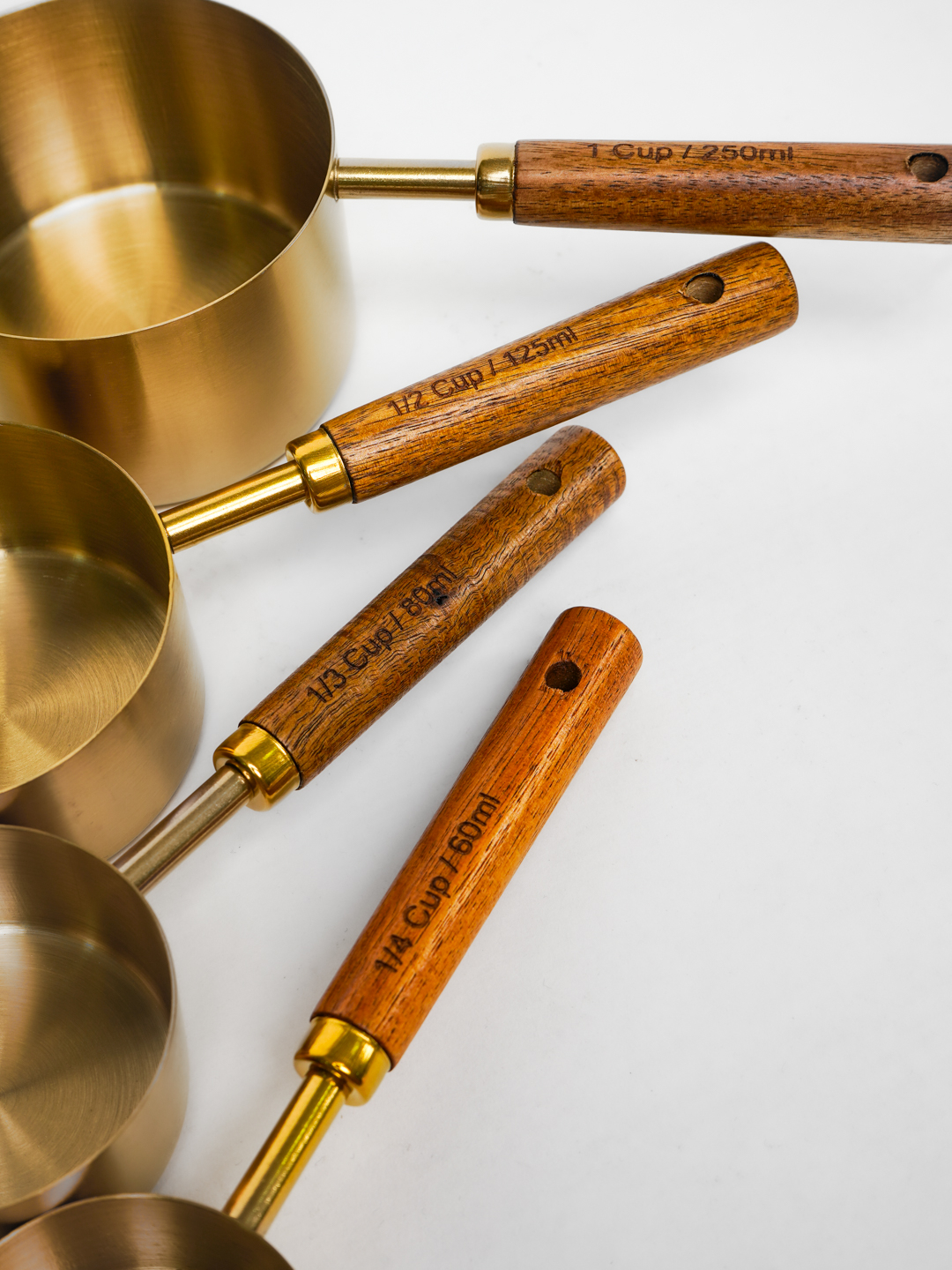 4 lü Ölçü Kabı 304 Paslanmaz Çelik Masif Ahşap Saplı 721744