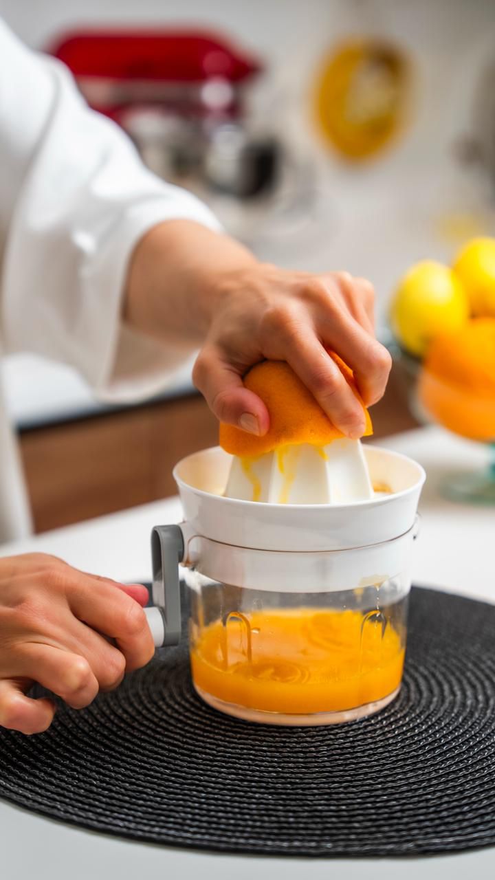 Manuel Kollu Narenciye Sıkacağı – 500 ml Kapasiteli, 17x12 cm, Pratik ve Dayanıklı 722357