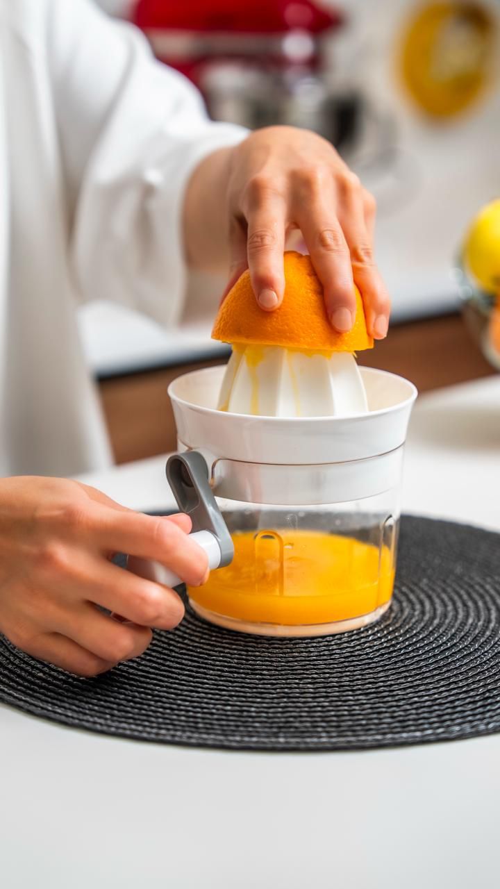 Manuel Kollu Narenciye Sıkacağı – 500 ml Kapasiteli, 17x12 cm, Pratik ve Dayanıklı 722357