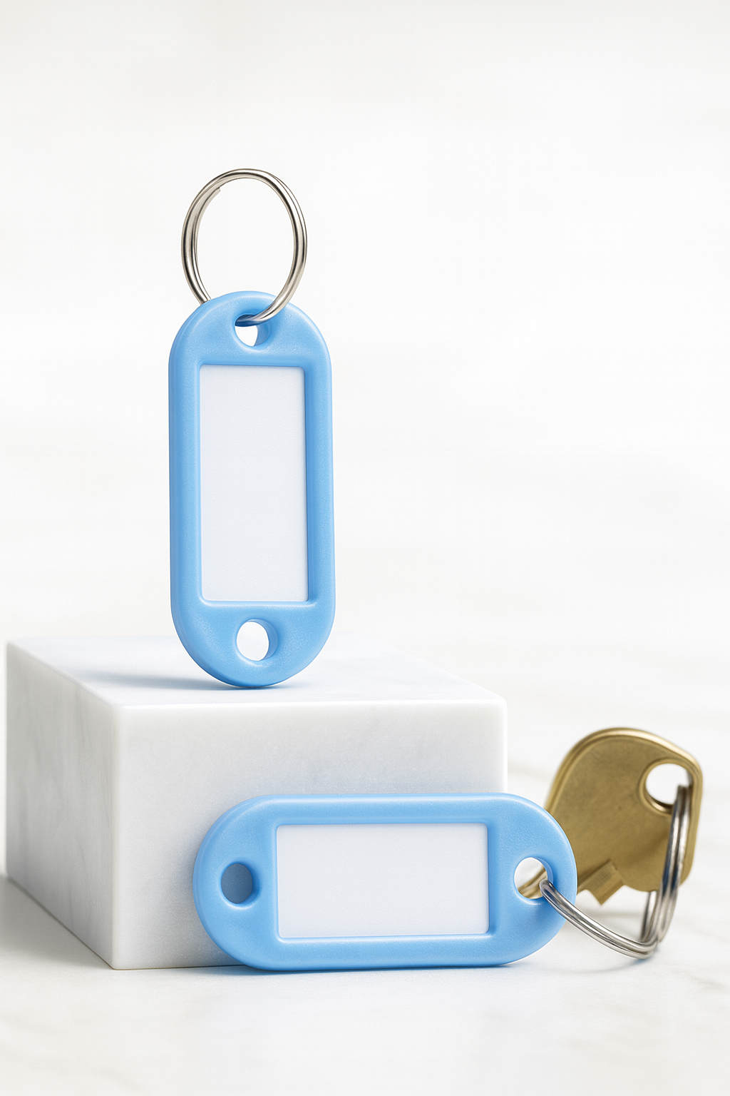 Etiketli 100'lü Anahtarlık Halkası – İsim Yazılabilir, Metal Halka ile Şık Tasarım 722422