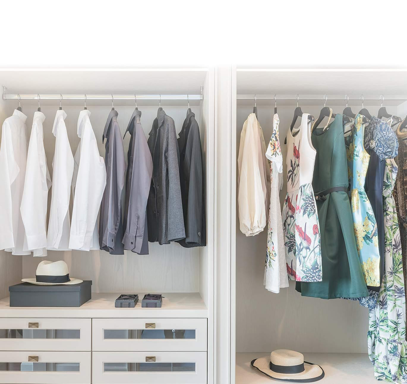 10'lu Lüks Siyah Elbise Ceket Askısı - Ergonomik & Kaymaz Plastik Askı Seti -  Ahşap Görünümlü 722535