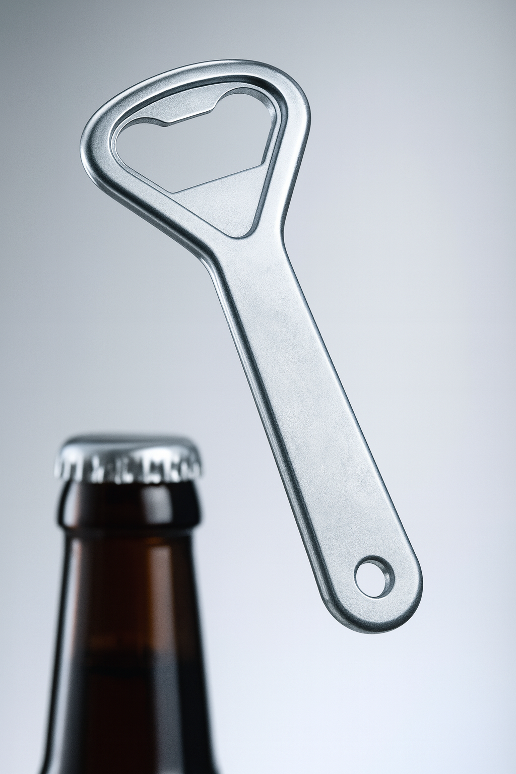 Ergonomik Metal Şişe Açacağı - Gazoz, Kola, Bira Kapağı Açıcı 722620