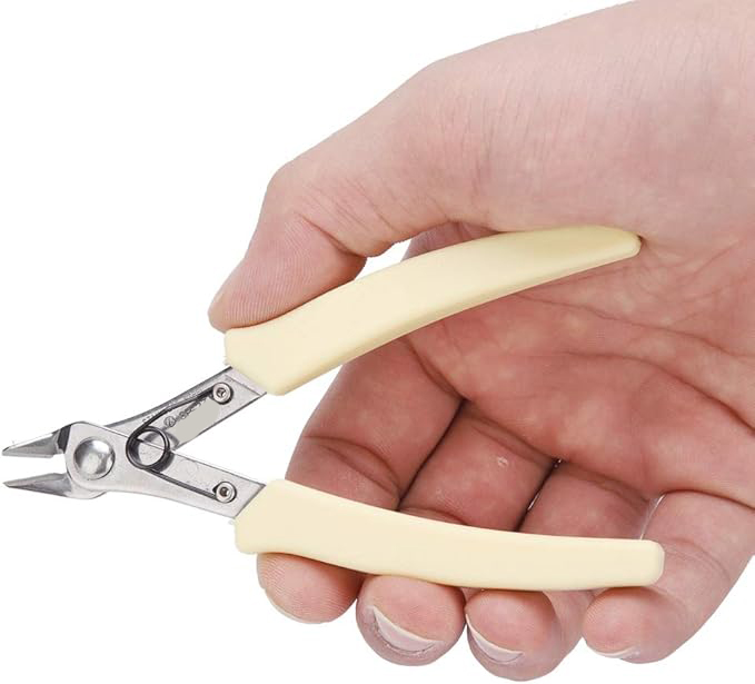 Profesyonel  Ultra Keskin Manikür Pedikür Pensesi - Geniş Ağızlı Çelik Makas 722935