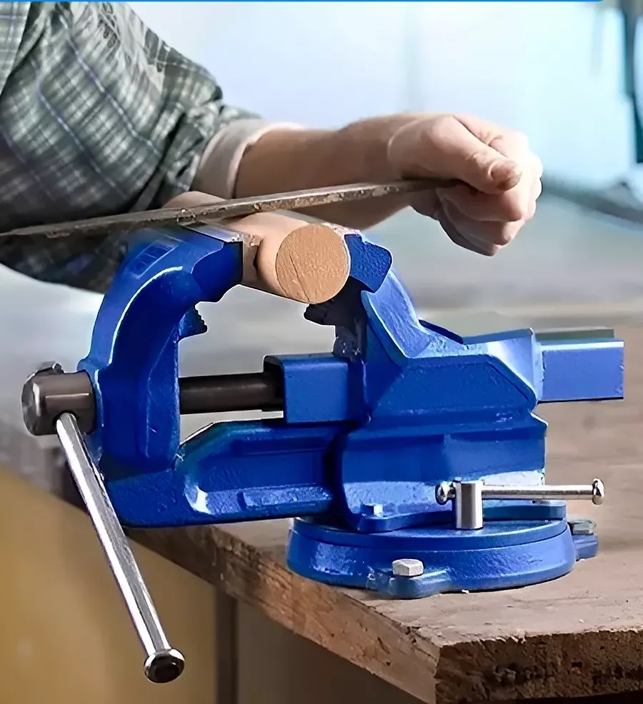 80 mm 360° Döner Tabanlı Profesyonel Çelik Masa Mengenesi 722968