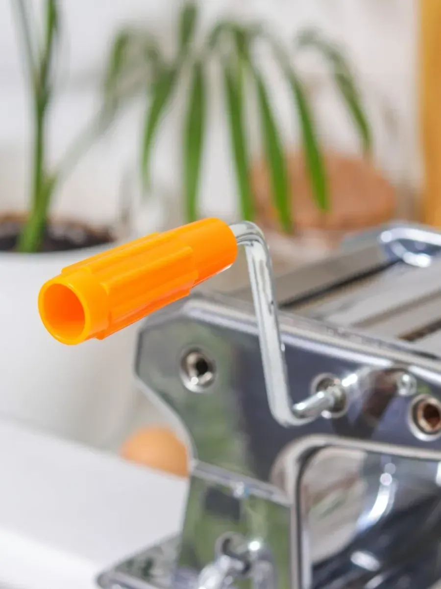 Profesyonel Erişte ve Makarna Makinesi - 7 Ayarlı Çelik Hamur Açma Spagetti Makinası  723137